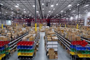 a view from inside a 3pl warehouse in Rhode Island